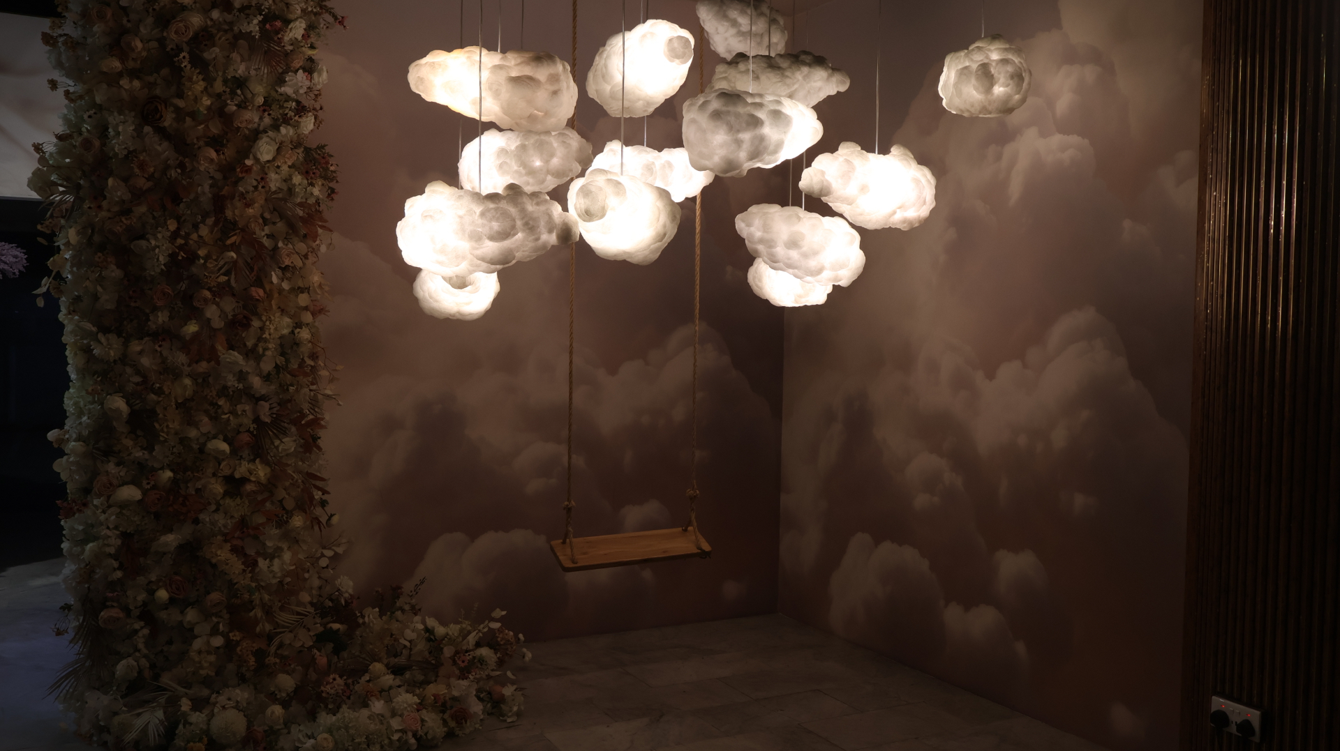 Cloud Room